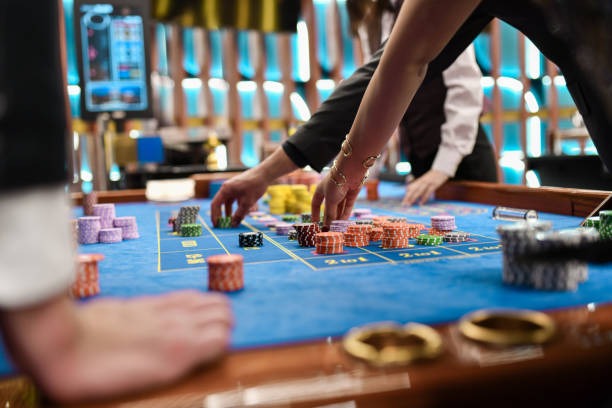 Dragon Tiger: instant settlement on every hand Dragon Tiger live-dealer table on lobby toto with real-time settlement